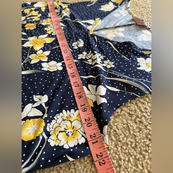 SJS Floral Dress - Picture 8 of 8